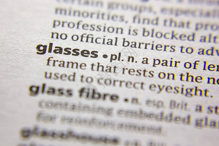 字典中的单词或短语Glasses高清图片