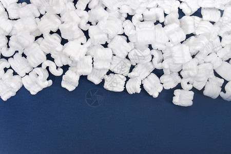 聚苯乙烯或白色泡沫包装件背景图片