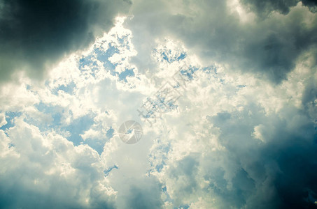 有云的天空色调照片天然壁纸图片