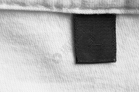 白棉衬衣上黑色空白洗衣护理服贴图片
