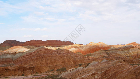 张掖七彩丹霞甘肃张义丹夏地貌的美丽背景