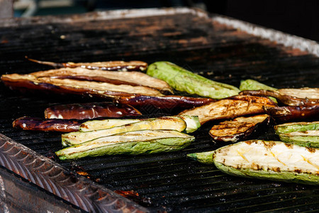 Zucchini和茄子图片