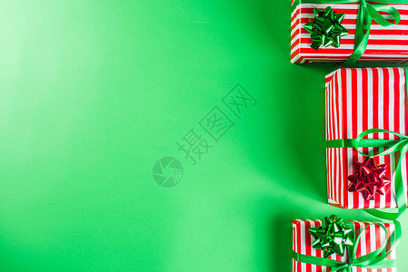 圣诞礼物盒简单的图案背景图片