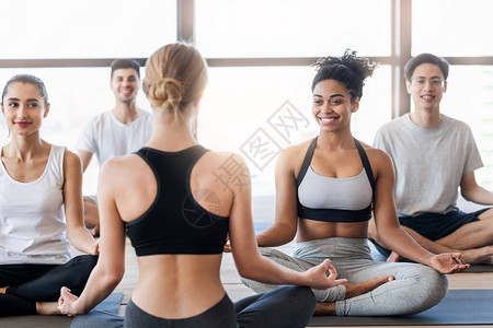 尤文开场丢球！第12分钟阿劳霍破门，尤文主场0