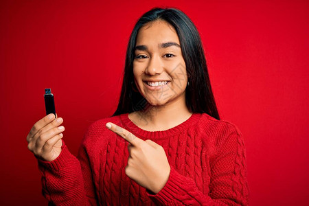 美丽的亚洲活动家妇女要求妇女图片