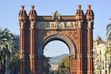 为在西班牙巴塞罗那举行的1888年世界博览会展览而建的著名Arcde图片