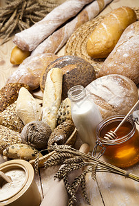 烤面包的静物分类。背景图片