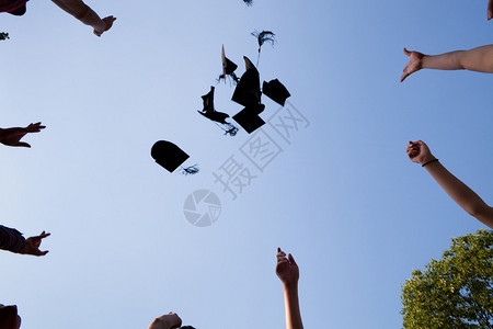 高中毕业帽子高图片