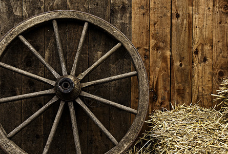 旧木制车轮稻图片