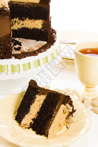 花生酱慕斯蛋糕有两层巧克力蛋糕图片