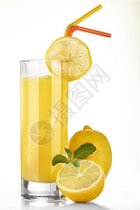 用鲜榨柠檬自制柠檬水图片