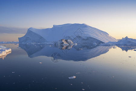 格陵兰的冰川和冰山在迪斯科图片