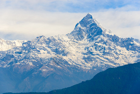 Annapurna地区的Machhapuchhre也称为鱼尾图片