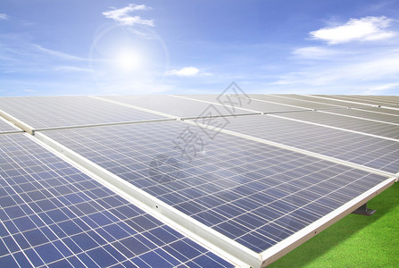 太阳能电池板发电和自然图片
