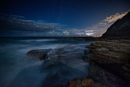 星夜海景图片