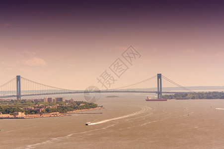 纽约市的乔治华盛顿大桥图片