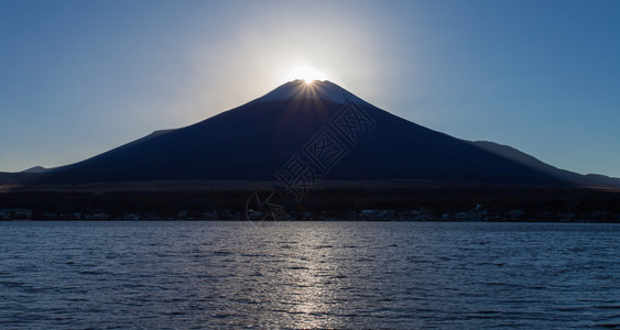 Yamanakako湖的藤式钻石Fuj图片