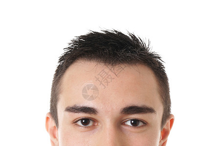 棕色眼睛和短黑头发的男图片