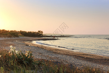 洱海夕阳这片长6公里的海岸包括具有强烈地中海特征的景观背景