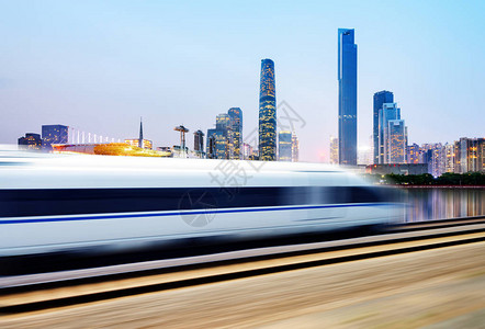 广州城市背景高速列车图片
