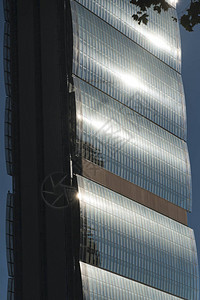 三塔之一Allianz建筑的城市图片
