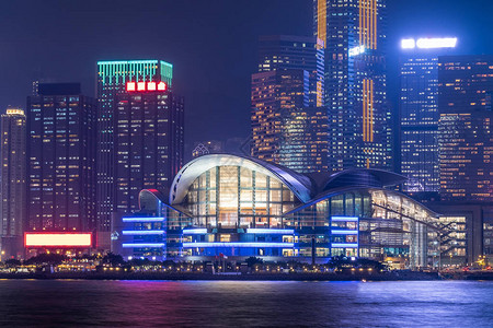 香港的市风景在晚上图片