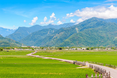 新中式山水台东池上山水天道背景