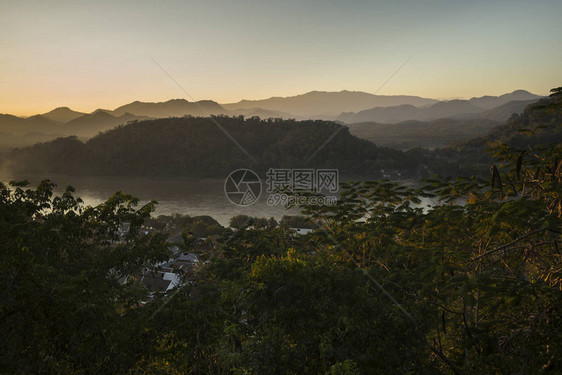 湄公河普西山琅勃拉邦图片