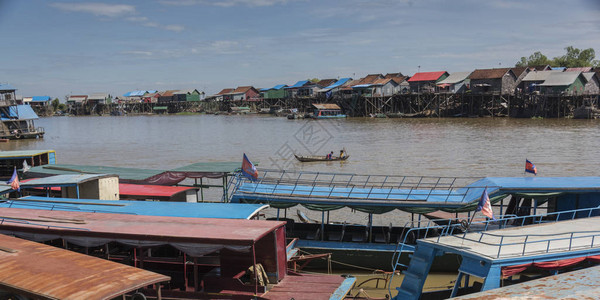 柬埔寨TonleSap湖磅普卢克暹图片