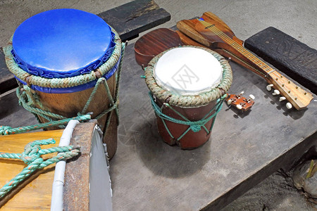 波利尼西亚音乐器组图片