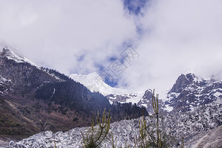 Meili雪山也称为Kawa图片
