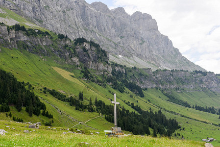 瑞士阿尔卑斯山的Urnerbod图片