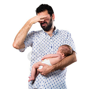 年轻父亲和新生婴儿的幼年父亲做着臭图片