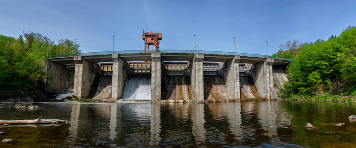 大水电站水流捷列夫河乌克兰图片