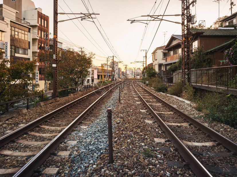 铁路火车轨道铁路透视图片