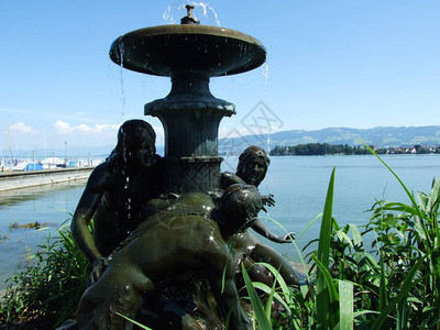 博登湖喷泉图片