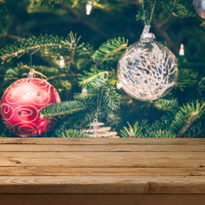 圣诞节背景圣诞树装饰上图片