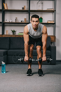 😡开炮！落选最佳11人阵容，拉菲尼亚社媒火力全开狂晒数据荣誉