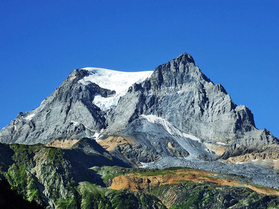查看瑞士格拉鲁斯州山群冰川阿尔卑斯山图片