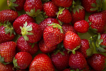 草莓新鲜有机浆果宏图片