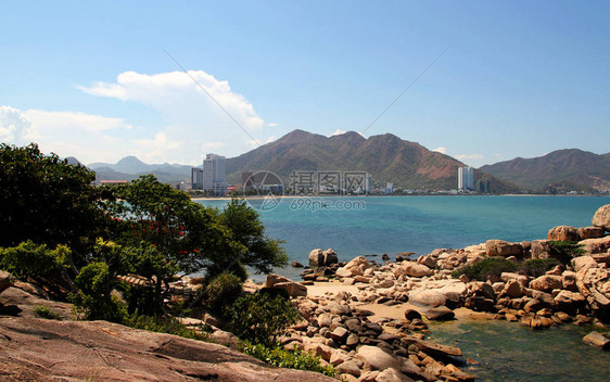 汉冲海角也被称为石头花园位于越南芽庄市附近的旅游景点之一图片