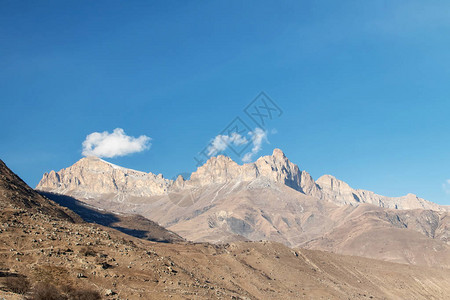 山地景观有山区脉的景象天图片