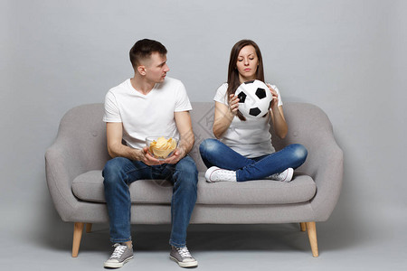 拉波尔塔：非常期待在诺坎普比赛，希望能在11月22日或29日回去