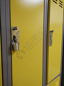更衣室或档案箱内保险柜储物柜的黄图片