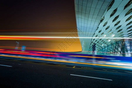 通过深圳机场的交通图片