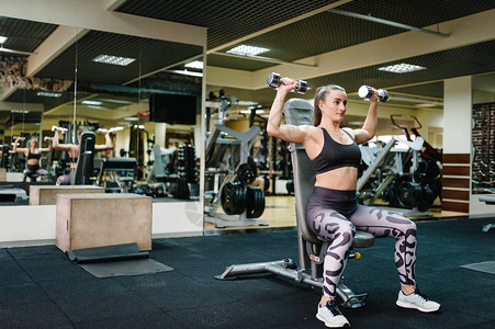 英媒：切尔西满意加纳乔训练态度强度，相信他会成为赛季重要选择