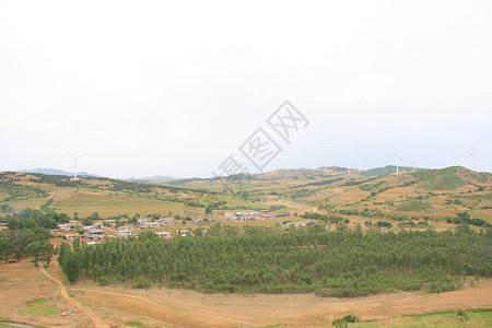 山中的村庄图片