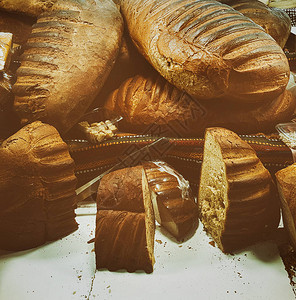 面包店切片传统大面包背景图片