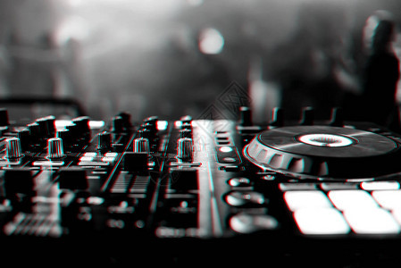 音乐搅拌器DJ播放音乐图片
