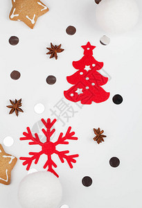 圣诞成像圣诞装饰饼干白色背景的红玩具图片